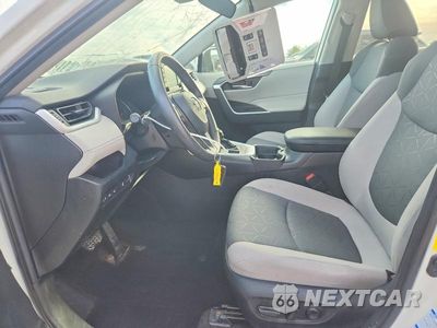 Zdjęcie 7 z 13 samochodu: 2021 TOYOTA RAV4 XLE VIN:2T3P1RFV0MC236217 - miniatura