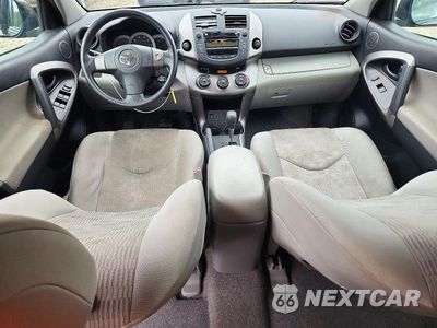 Zdjęcie 8 z 13 samochodu: 2011 TOYOTA RAV4 BASE VIN:JTMBF4DV5B5038933 - miniatura