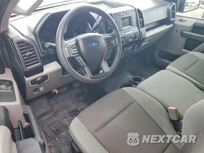 Zdjęcie 8 z 12 samochodu: 2019 FORD F-150 VIN:1FTMF1CB6KKE90194 - miniatura