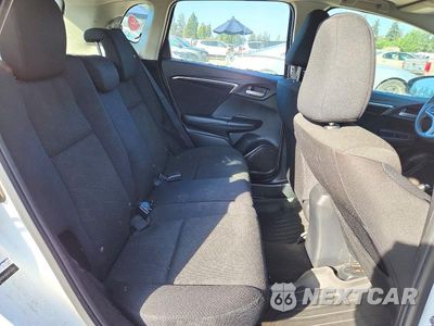 Zdjęcie 10 z 12 samochodu: 2015 HONDA FIT EX VIN:3HGGK5H86FM720491 - miniatura