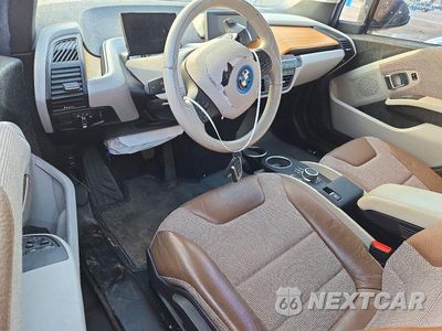 Zdjęcie 8 z 12 samochodu: 2018 BMW I3 BEV VIN:WBY7Z2C57JVE61810 - miniatura