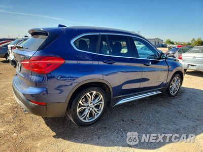 Trzecie zdjęcie samochodu z tyłu: 2017 BMW X1 XDRIVE28I VIN:WBXHT3C31H5F74497 - miniatura