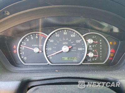 Zdjęcie 9 z 12 samochodu: 2005 MITSUBISHI GALANT LS MEDIUM VIN:4A3AB36S85E061127 - miniatura