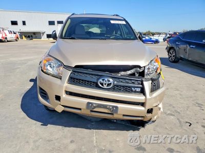 Piąte zdjęcie samochodu w środku: 2010 TOYOTA RAV4 BASE VIN:JTMZK4DV6A5026265 - miniatura