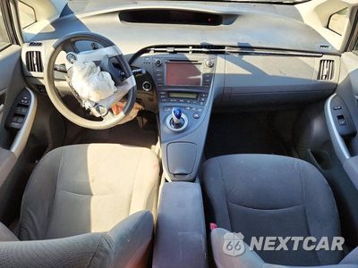 Zdjęcie 8 z 12 samochodu: 2010 TOYOTA PRIUS II VIN:JTDKN3DU0A5216458 - miniatura