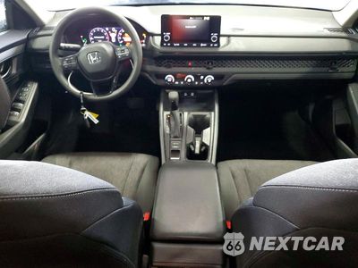 Zdjęcie 8 z 13 samochodu: 2025 HONDA ACCORD LX VIN:1HGCY1F23SA071020 - miniatura