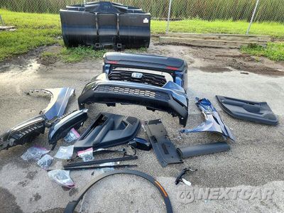 Zdjęcie 13 z 14 samochodu: 2026 HONDA CR-V EXL VIN:7FARS3H74TE000873 - miniatura