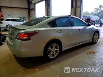 Trzecie zdjęcie samochodu z tyłu: 2015 NISSAN ALTIMA 2.5 SV VIN:1N4AL3APXFC436912 - miniatura