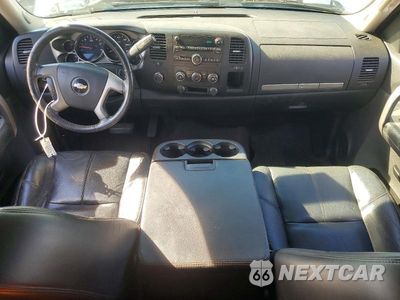 Zdjęcie 8 z 12 samochodu: 2008 CHEVROLET SILVERADO K1500 VIN:2GCEK190381291747 - miniatura