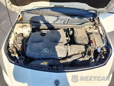 Zdjęcie 11 z 12 samochodu: 2018 MERCEDES-BENZ CLA 250 VIN:WDDSJ4EB4JN583240 - miniatura