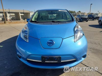 Piąte zdjęcie samochodu w środku: 2011 NISSAN LEAF SV VIN:JN1AZ0CP2BT009306 - miniatura