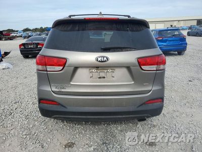 Zdjęcie 6 z 13 samochodu: 2018 KIA SORENTO LX VIN:5XYPGDA31JG410327 - miniatura