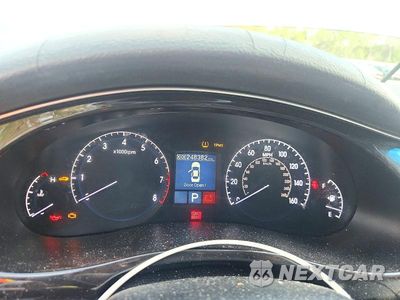Zdjęcie 9 z 12 samochodu: 2012 HYUNDAI GENESIS 3.8L VIN:KMHGC4DD7CU158113 - miniatura