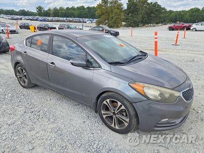 Czwarte zdjęcie samochodu z boku: 2016 KIA FORTE EX VIN:KNAFX4A87G5473728 - miniatura