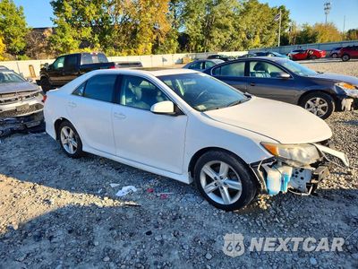Czwarte zdjęcie samochodu z boku: 2013 TOYOTA CAMRY SE VIN:4T1BF1FK3DU696403 - miniatura