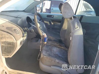 Zdjęcie 7 z 12 samochodu: 2006 VOLKSWAGEN NEW BEETLE CONVERTIBLE OPTION PACKAGE 1 VIN:3VWRF31Y66M327338 - miniatura