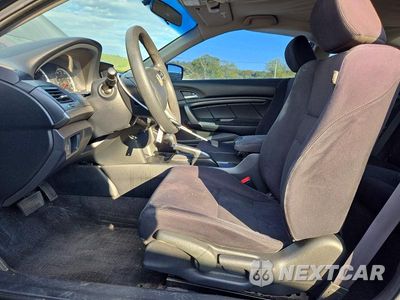 Zdjęcie 7 z 12 samochodu: 2011 HONDA ACCORD LX-S VIN:1HGCS1B35BA002068 - miniatura