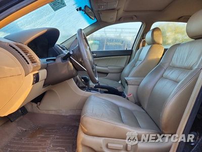 Zdjęcie 7 z 12 samochodu: 2007 HONDA ACCORD EX VIN:1HGCM56737A121467 - miniatura
