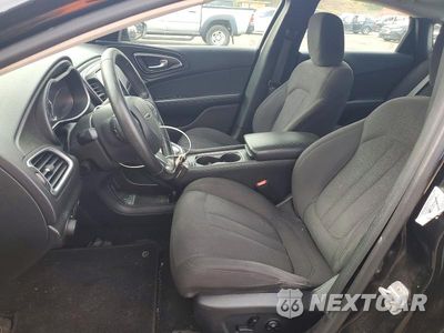 Zdjęcie 7 z 12 samochodu: 2015 CHRYSLER 200 LIMITED VIN:1C3CCCAB5FN653543 - miniatura