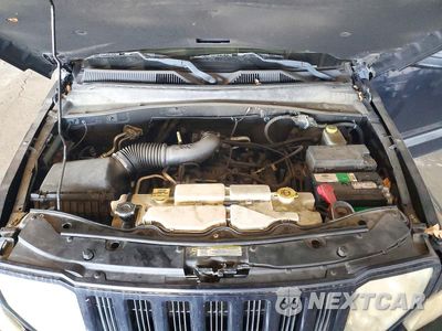 Zdjęcie 12 z 13 samochodu: 2008 JEEP LIBERTY SPORT VIN:1J8GN28K28W171643 - miniatura