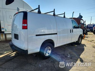 Trzecie zdjęcie samochodu z tyłu: 2020 CHEVROLET EXPRESS VIN:1GCWGAFG9L1277681 - miniatura
