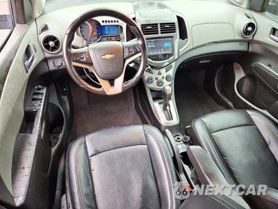 Zdjęcie 8 z 12 samochodu: 2015 CHEVROLET SONIC LTZ VIN:1G1JE5SB5F4189109 - miniatura