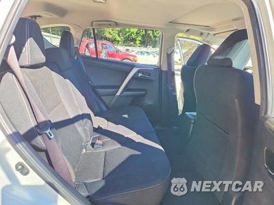 Zdjęcie 10 z 12 samochodu: 2016 TOYOTA RAV4 XLE VIN:JTMWFREV1GJ079068 - miniatura