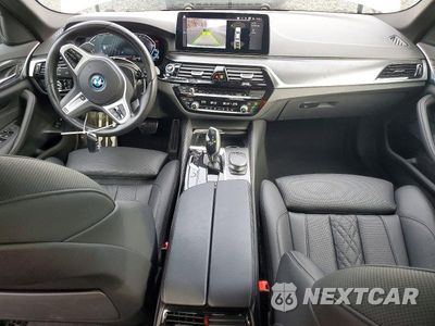 Zdjęcie 8 z 12 samochodu: 2023 BMW 530XE VIN:WBA33AG02PCM65921 - miniatura