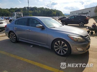 Czwarte zdjęcie samochodu z boku: 2013 HYUNDAI GENESIS 5.0L VIN:KMHGC4DH6DU256294 - miniatura