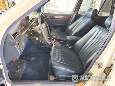 Zdjęcie 7 z 12 samochodu: 1992 MERCEDES-BENZ 300 TE 4MATIC VIN:WDBED90D0NF197112 - miniatura
