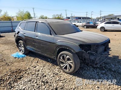 Czwarte zdjęcie samochodu z boku: 2021 VOLKSWAGEN ATLAS SE VIN:1V2WR2CA5MC538860 - miniatura