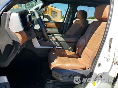 Zdjęcie 7 z 12 samochodu: 2025 TOYOTA TUNDRA 1794 EDITION VIN:5TFMA5DB0SX244717 - miniatura