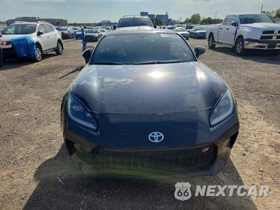 Piąte zdjęcie samochodu w środku: 2023 TOYOTA GR 86 PREMIUM VIN:JF1ZNBF15P8760558 - miniatura