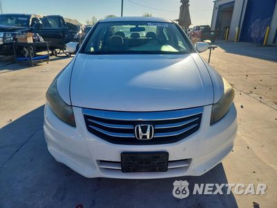 Piąte zdjęcie samochodu w środku: 2011 HONDA ACCORD LX VIN:1HGCP2F30BA120823 - miniatura