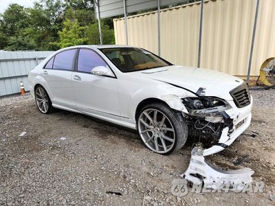 Czwarte zdjęcie samochodu z boku: 2007 MERCEDES-BENZ S 550 VIN:WDDNG71X17A144740 - miniatura