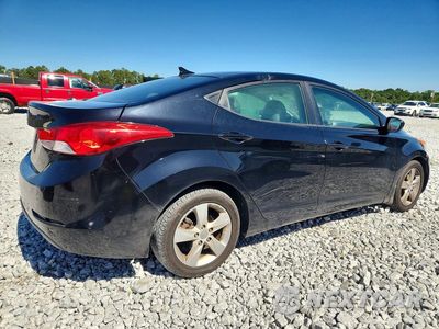 Trzecie zdjęcie samochodu z tyłu: 2013 HYUNDAI ELANTRA GLS VIN:KMHDH4AE0DU546643 - miniatura