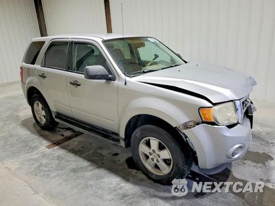 Czwarte zdjęcie samochodu z boku: 2009 FORD ESCAPE HEV VIN:1FMCU92719KB22315 - miniatura