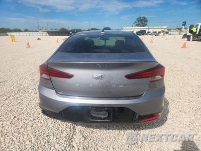 Zdjęcie 6 z 12 samochodu: 2019 HYUNDAI ELANTRA VALUE EDITION VIN:5NPD84LF8KH446677 - miniatura