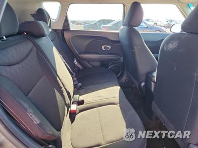 Zdjęcie 10 z 12 samochodu: 2016 KIA SOUL BASE VIN:KNDJN2A27G7345500 - miniatura