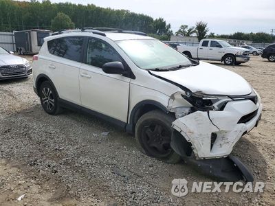 Czwarte zdjęcie samochodu z boku: 2017 TOYOTA RAV4 LE VIN:JTMZFREV7HJ710114 - miniatura
