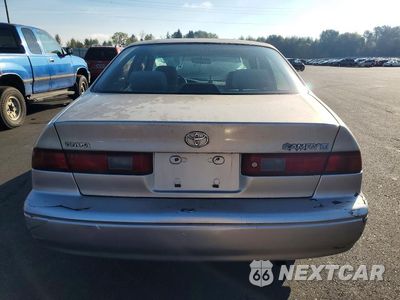 Zdjęcie 6 z 12 samochodu: 1998 TOYOTA CAMRY LE VIN:JT2BG22K3W0251630 - miniatura