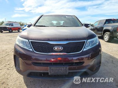 Piąte zdjęcie samochodu w środku: 2015 KIA SORENTO LX VIN:5XYKT3A62FG556432 - miniatura