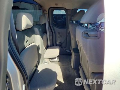 Zdjęcie 10 z 13 samochodu: 2011 NISSAN FRONTIER S VIN:1N6BD0CT3BC425651 - miniatura