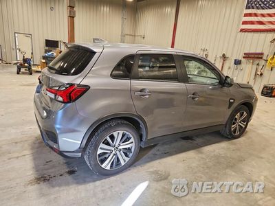 Trzecie zdjęcie samochodu z tyłu: 2024 MITSUBISHI OUTLANDER SPORT S/SE VIN:JA4ARUAU0RU025564 - miniatura