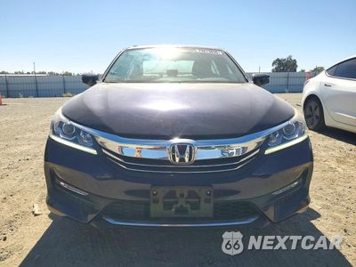Piąte zdjęcie samochodu w środku: 2017 HONDA ACCORD SPORT VIN:1HGCR2F53HA244024 - miniatura