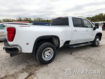 Trzecie zdjęcie samochodu z tyłu: 2025 CHEVROLET SILVERADO K3500 LT VIN:1GC4KTEY8SF340539 - miniatura