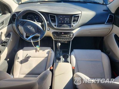 Zdjęcie 8 z 14 samochodu: 2018 HYUNDAI TUCSON VALUE VIN:KM8J33A2XJU689614 - miniatura