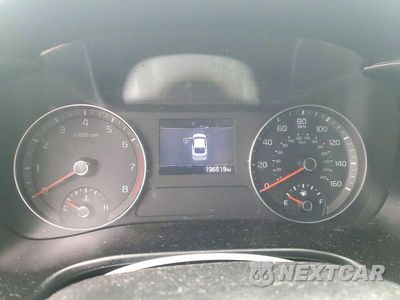 Zdjęcie 9 z 13 samochodu: 2019 KIA FORTE LXS VIN:3KPF24AD8KE046652 - miniatura