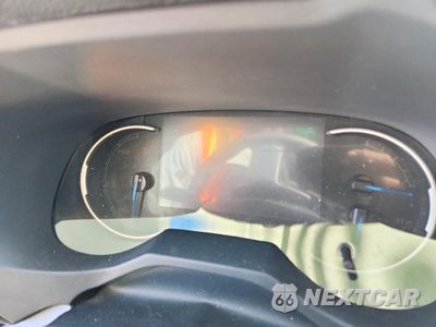 Zdjęcie 9 z 13 samochodu: 2023 TOYOTA RAV4 SE VIN:JTM16RFV0PD106624 - miniatura