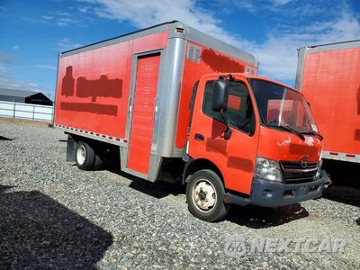 Czwarte zdjęcie samochodu z boku: 2018 HINO 195 BOX TRUCK VIN:JHHSDM2H3JK006241 - miniatura